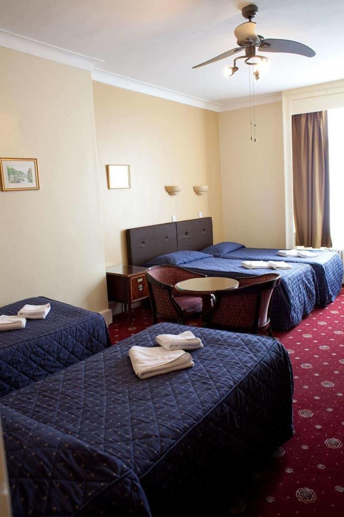 Rose Court Hotel London Bagian luar foto